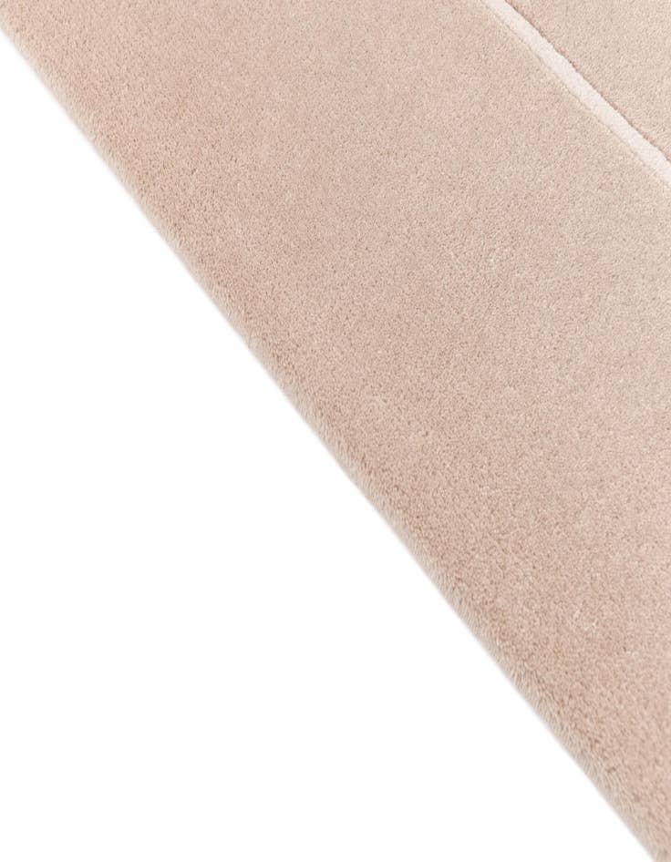 Detail image of  6' 8 x 9' 11  Hand Knotted Darya Wool Rug