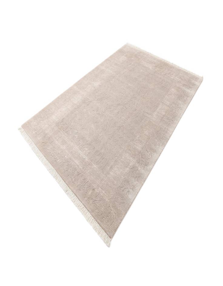 Detail image of  6' 7 x 9' 6  Hand Knotted Darya Wool Rug