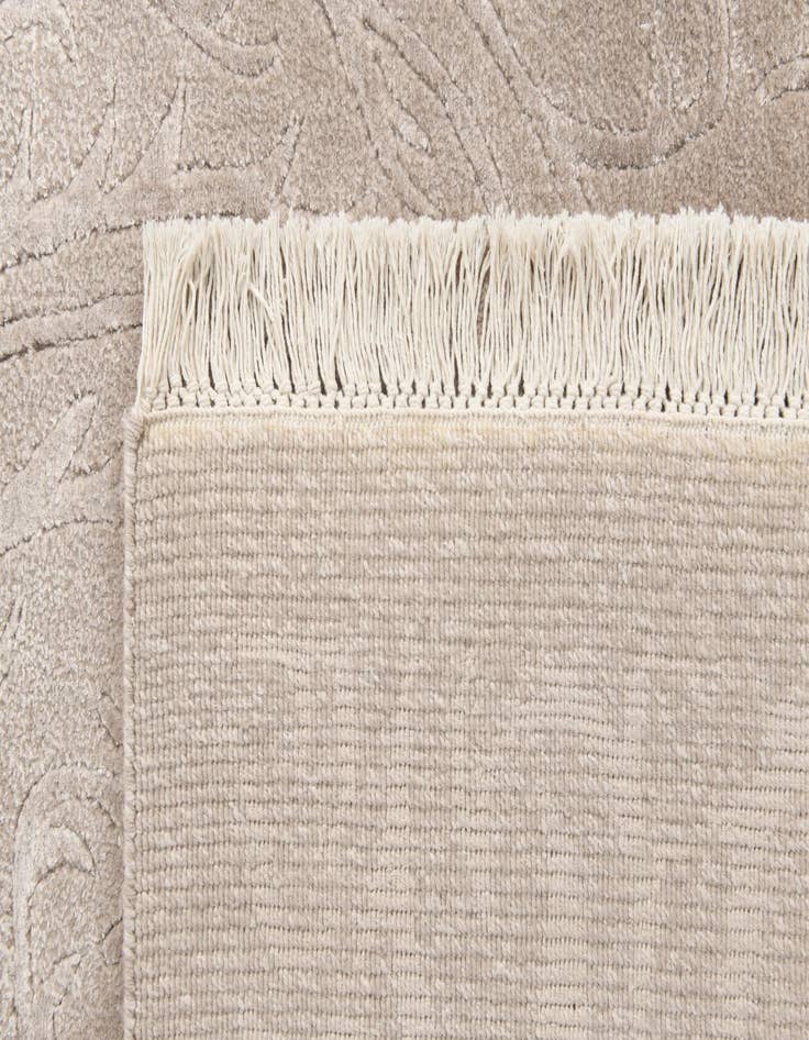 Detail image of  6' 7 x 9' 6  Hand Knotted Darya Wool Rug