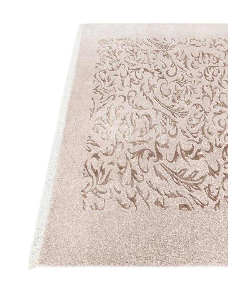 Detail image of  6' 10 x 9' 7  Hand Knotted Darya Wool Rug