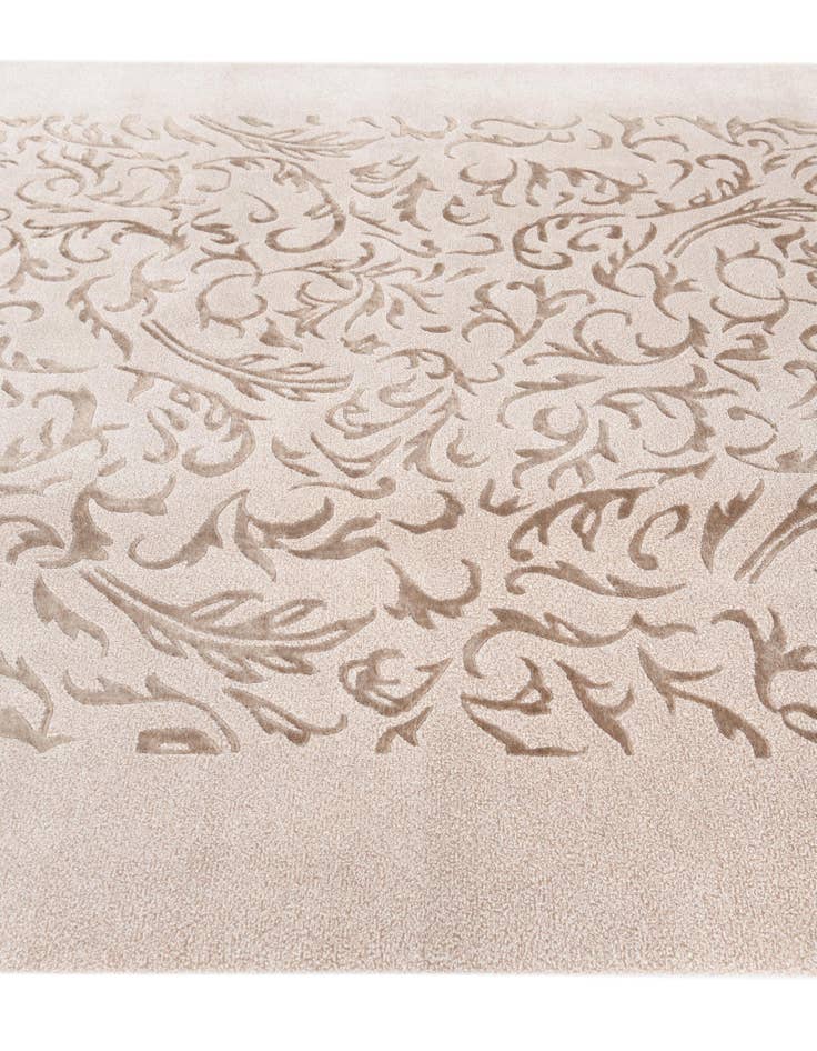 Detail image of  6' 10 x 9' 7  Hand Knotted Darya Wool Rug