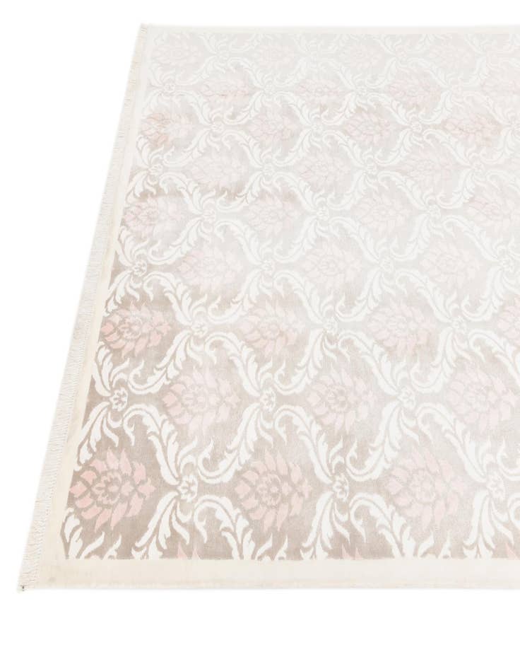 Detail image of  6' 9 x 10'  Hand Knotted Darya Wool Rug