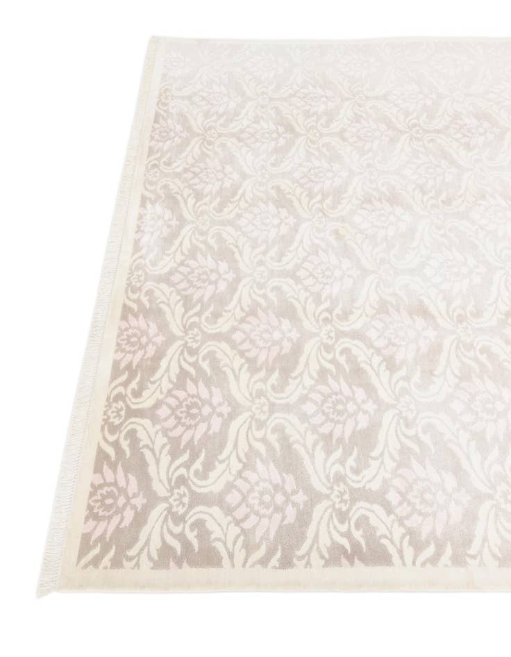 Detail image of  6' 9 x 10'  Hand Knotted Darya Wool Rug