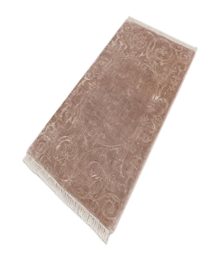 Detail image of  2' 7 x 4' 11  Hand Knotted Darya Wool Rug