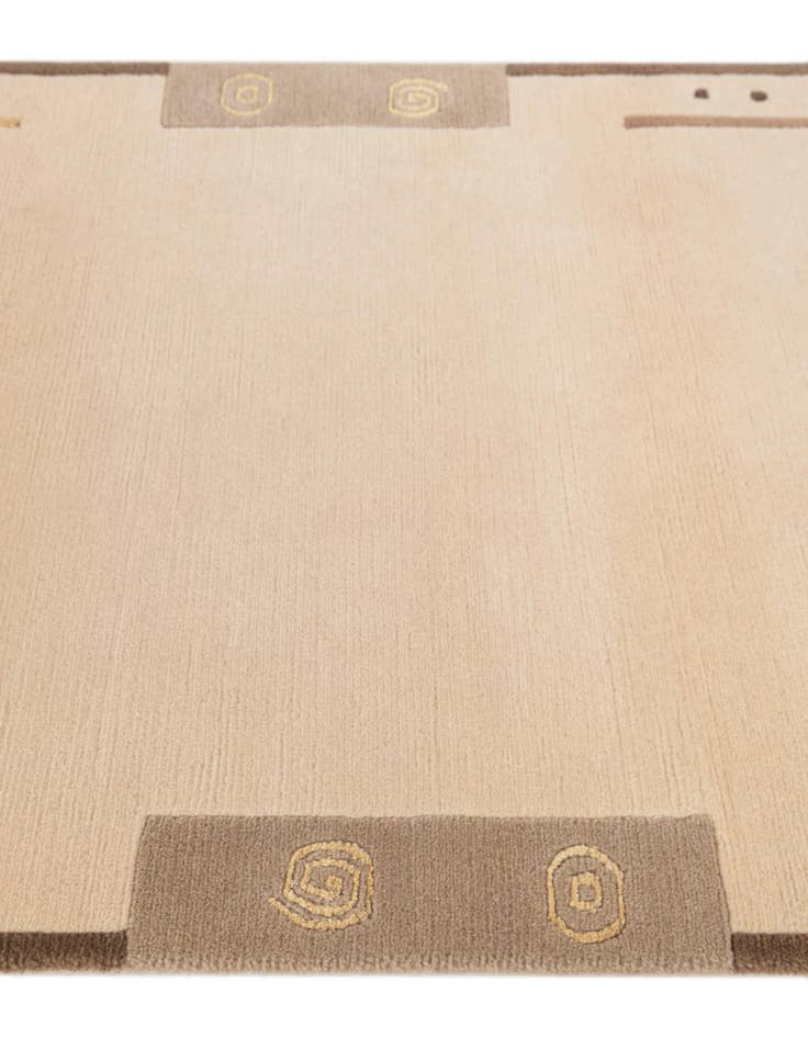 Detail image of  2' 10 x 4' 10  Hand Knotted Darya Wool Rug