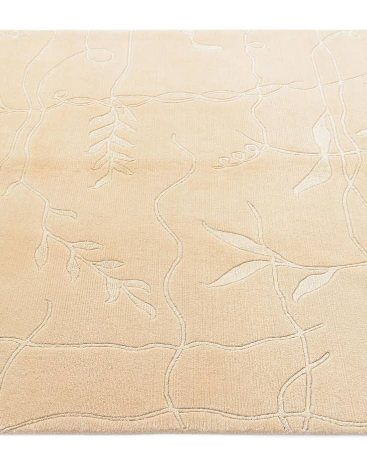 Detail image of  4' 9 x 6' 7  Hand Knotted Darya Wool Rug