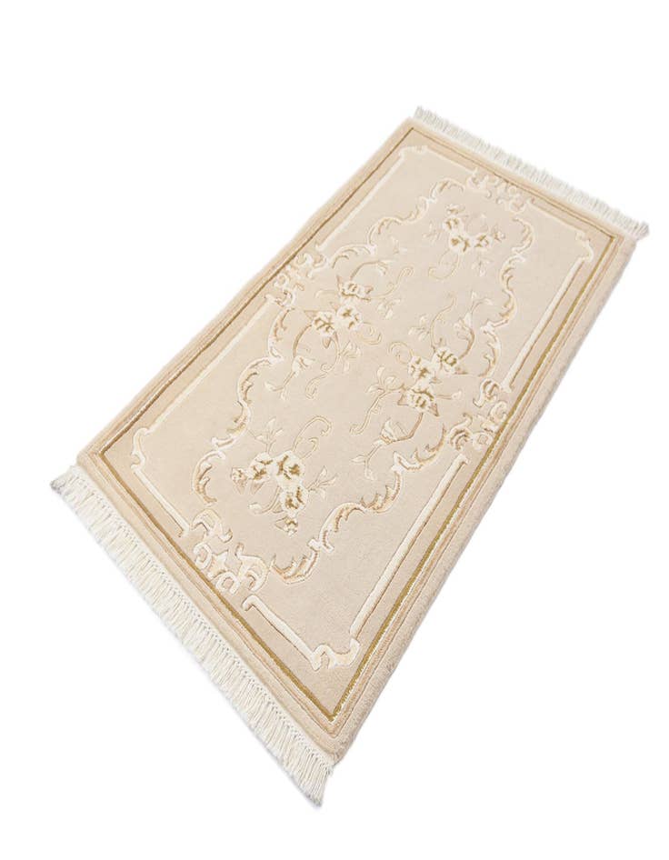 Detail image of  2' 9 x 4' 10  Hand Knotted Darya Wool Rug