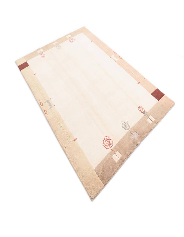 Detail image of  4' 7 x 6' 9  Hand Knotted Darya Wool Rug