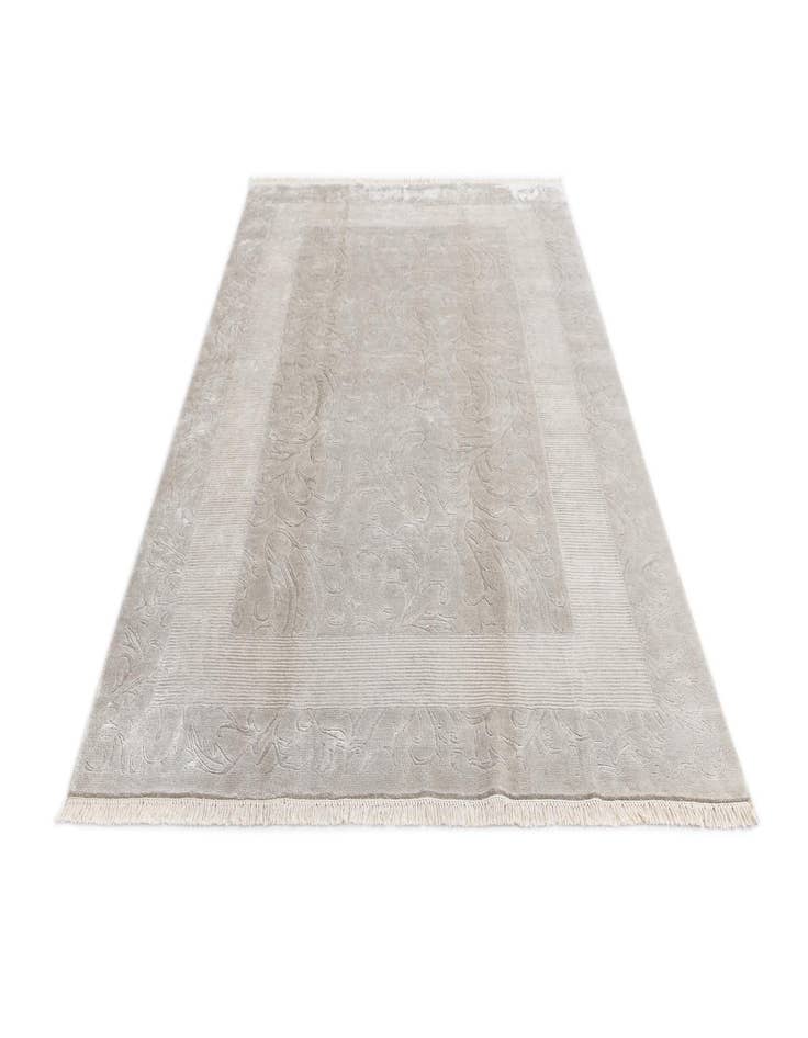 Detail image of  6' 7 x 9' 10  Hand Knotted Darya Wool Rug