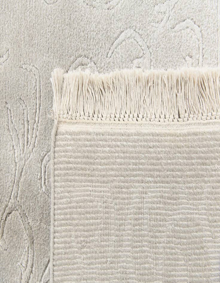 Detail image of  6' 7 x 9' 10  Hand Knotted Darya Wool Rug