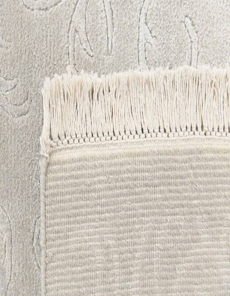 Detail image of  6' 7 x 9' 4  Hand Knotted Darya Wool Rug