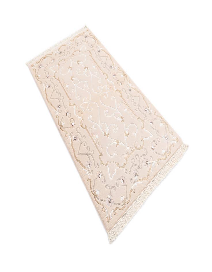 Detail image of  2' 8 x 5'  Hand Knotted Darya Wool Rug