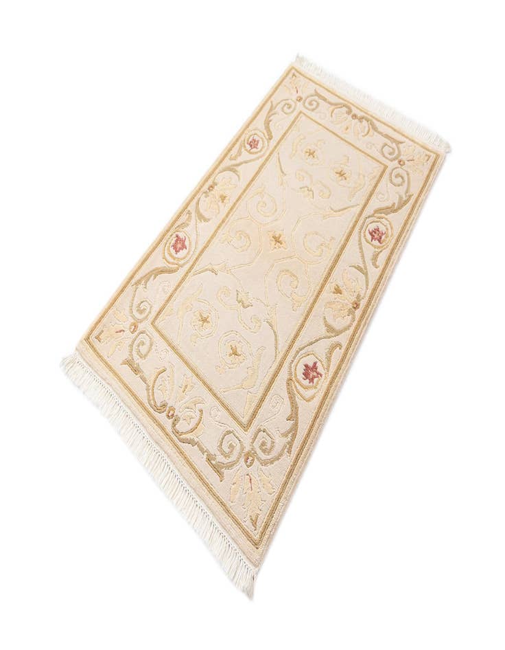 Detail image of  2' 9 x 4' 7  Hand Knotted Darya Rug