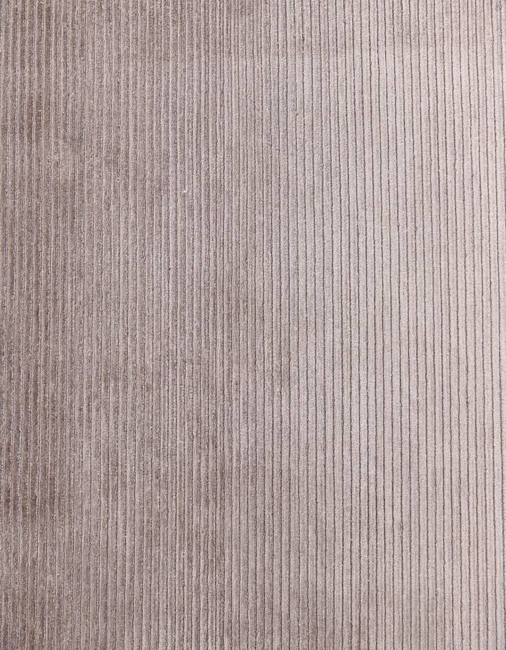 Detail image of  6' 6 x 9' 9  Hand Knotted Darya Wool Rug