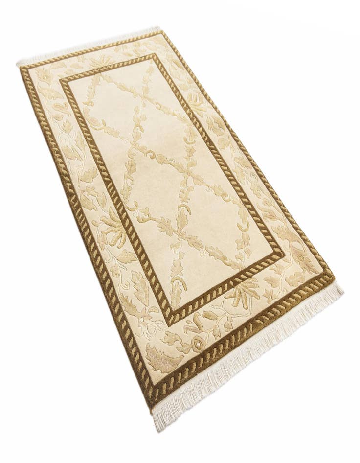 Detail image of  2' 11 x 4' 10  Hand Knotted Darya Wool Rug