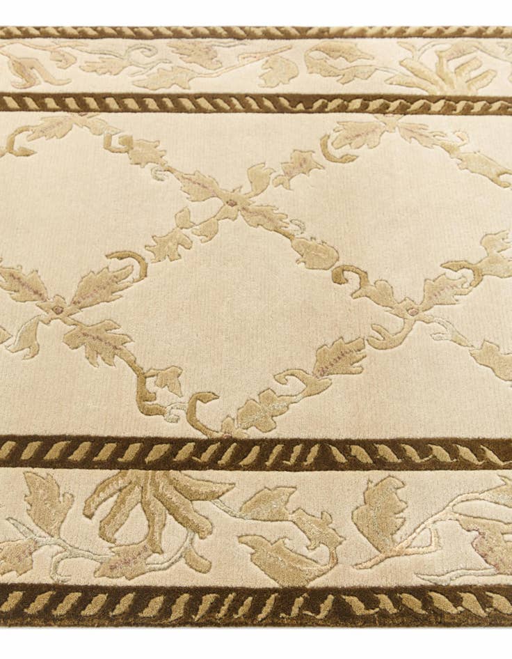 Detail image of  2' 11 x 4' 10  Hand Knotted Darya Wool Rug