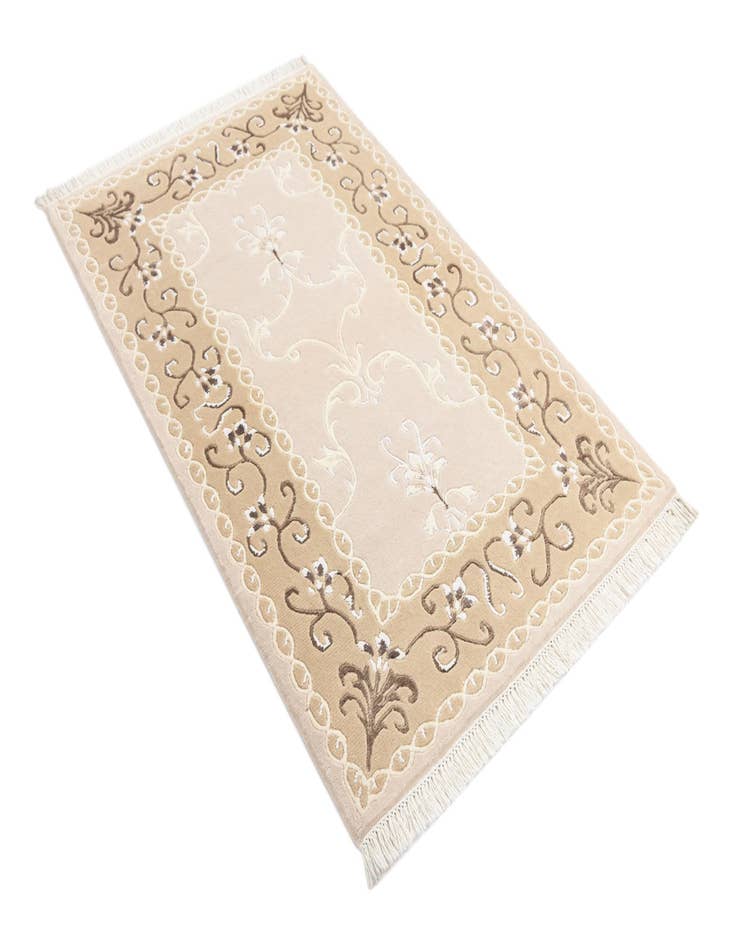 Detail image of  3' 1 x 4' 11  Hand Knotted Darya Rug