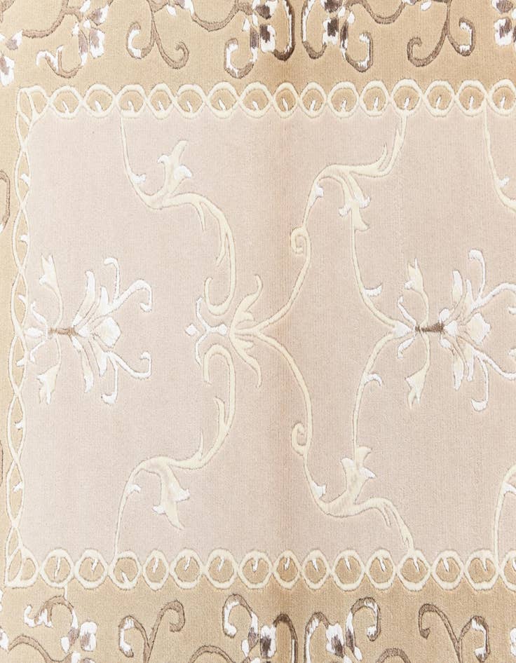 Detail image of  3' 1 x 4' 11  Hand Knotted Darya Rug