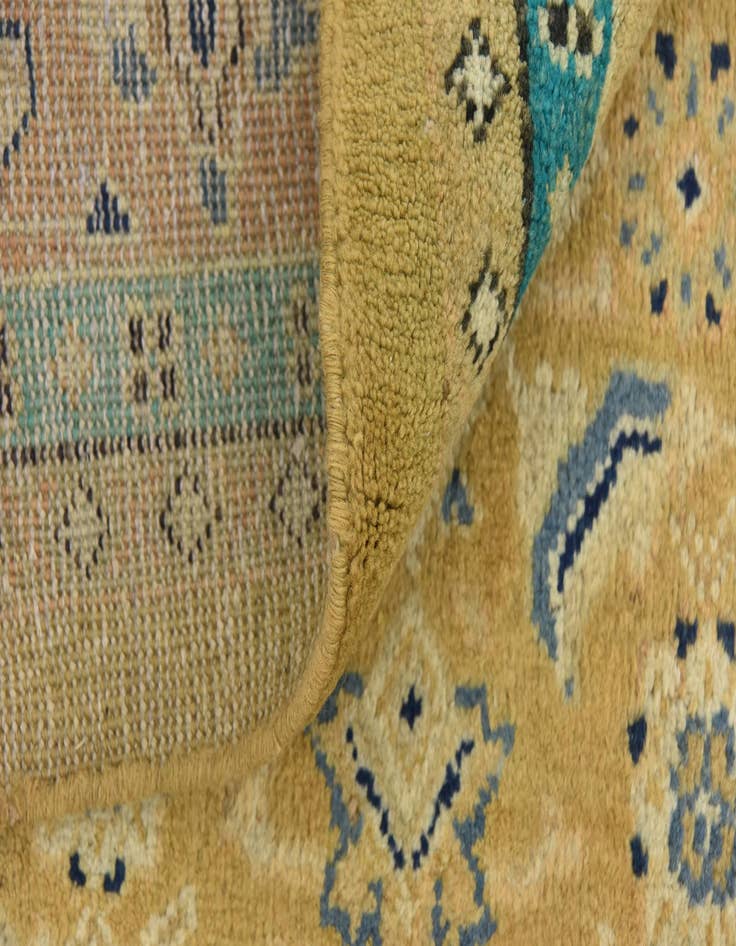 Detail image of 9' 8 x 12' 9 Hand Knotted Farahan Persian Wool Rug