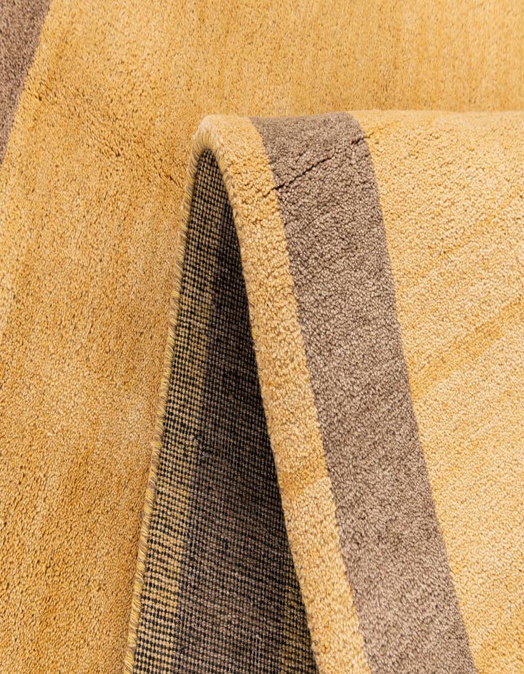 Detail image of  5' 5 x 8'  Hand Knotted Gabbeh Wool Rug