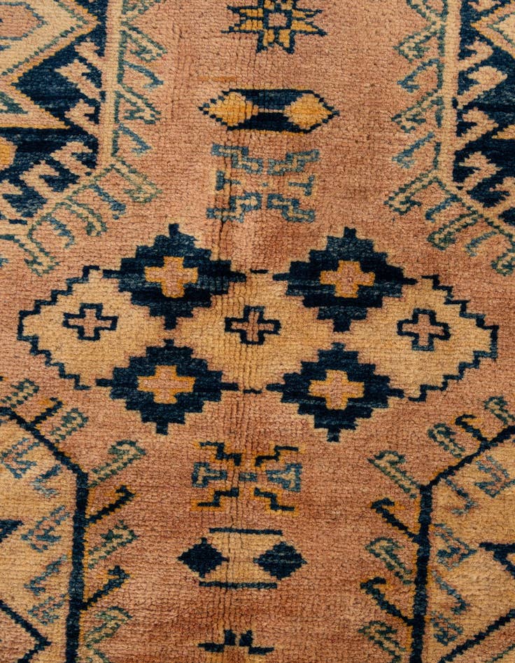 Detail image of  7' 3 x 10' 1  Hand Knotted Kazak Wool Rug