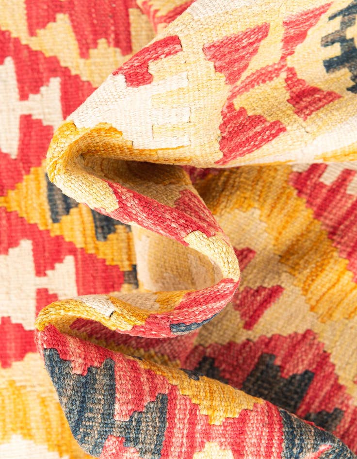 Detail image of  3' 6 x 6' 5  Hand Woven Kilim Maymana Wool Rug