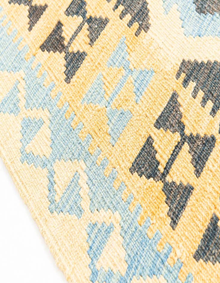 Detail image of  3' 7 x 6' 5  Hand Woven Kilim Maymana Wool Rug
