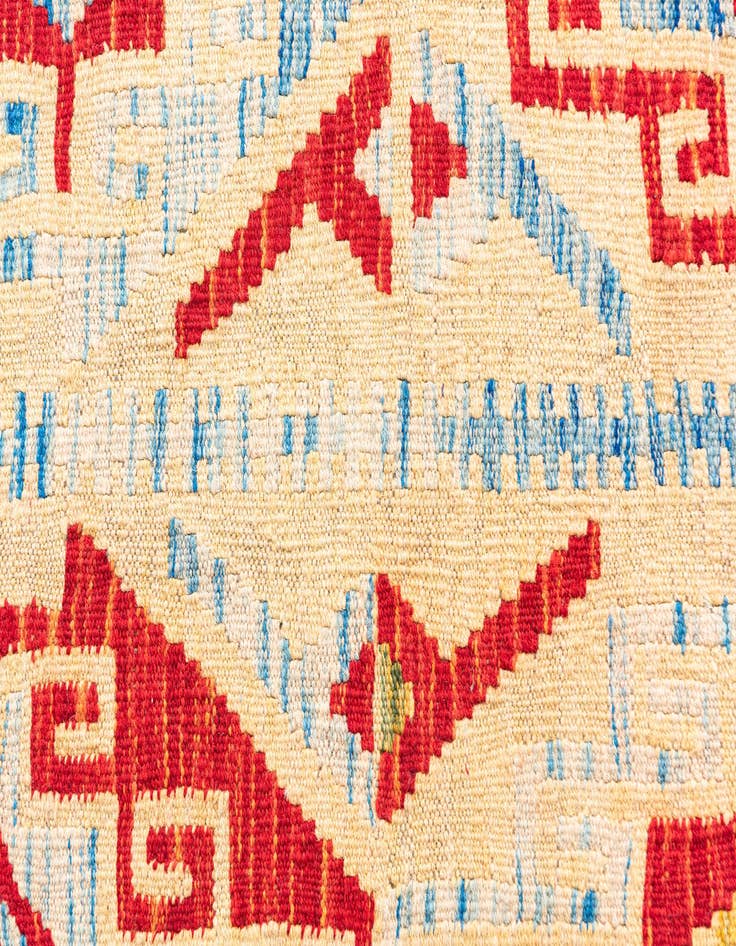Detail image of  3' 5 x 6' 6  Hand Woven Kilim Maymana Wool Rug