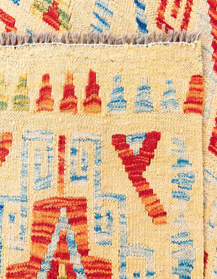 Detail image of  3' 5 x 6' 6  Hand Woven Kilim Maymana Wool Rug