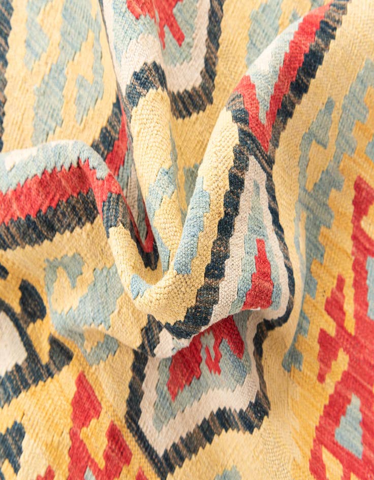 Detail image of  4' 3 x 6' 3  Hand Woven Kilim Maymana Wool Rug