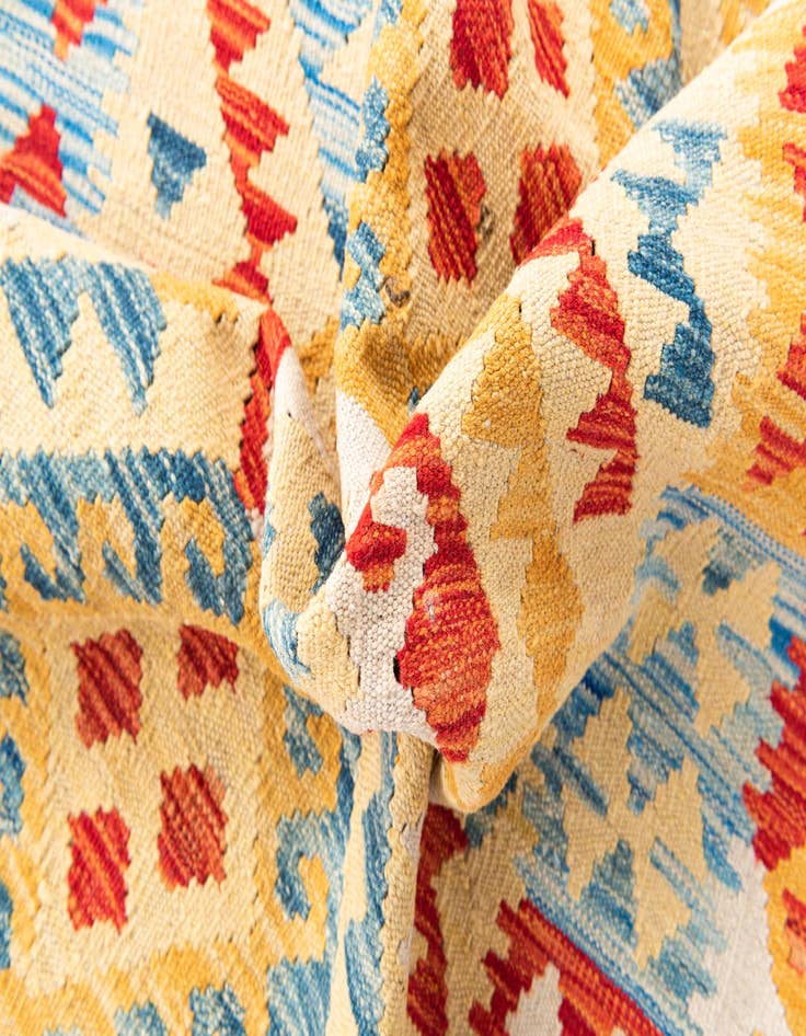 Detail image of  3' 6 x 6' 8  Hand Woven Kilim Maymana Wool Rug