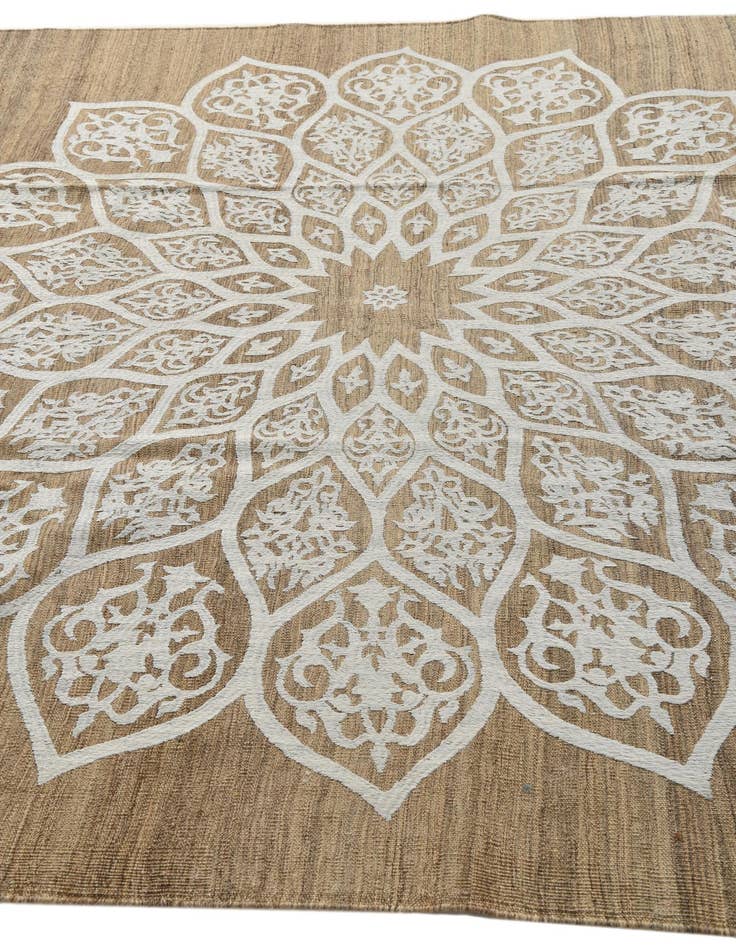 Detail image of  7' 3 x 9' 7  Hand Woven Kilim Modern Wool Rug