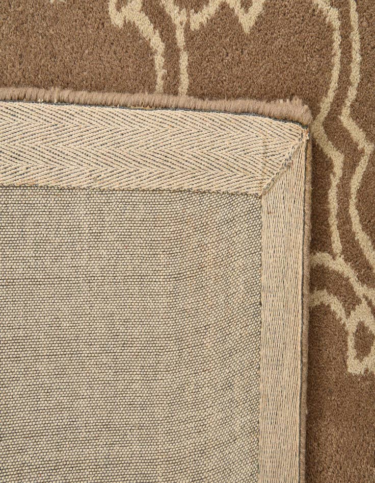 Detail image of  5' x 7' 11 Luna Rug
