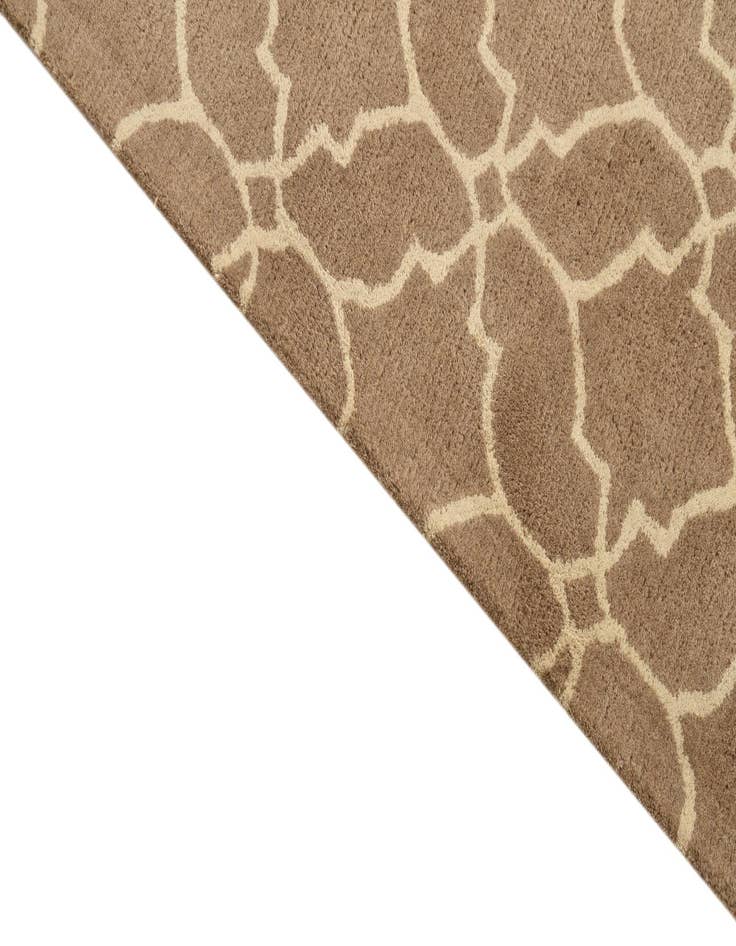 Detail image of  5' 1 x 8' Luna Rug