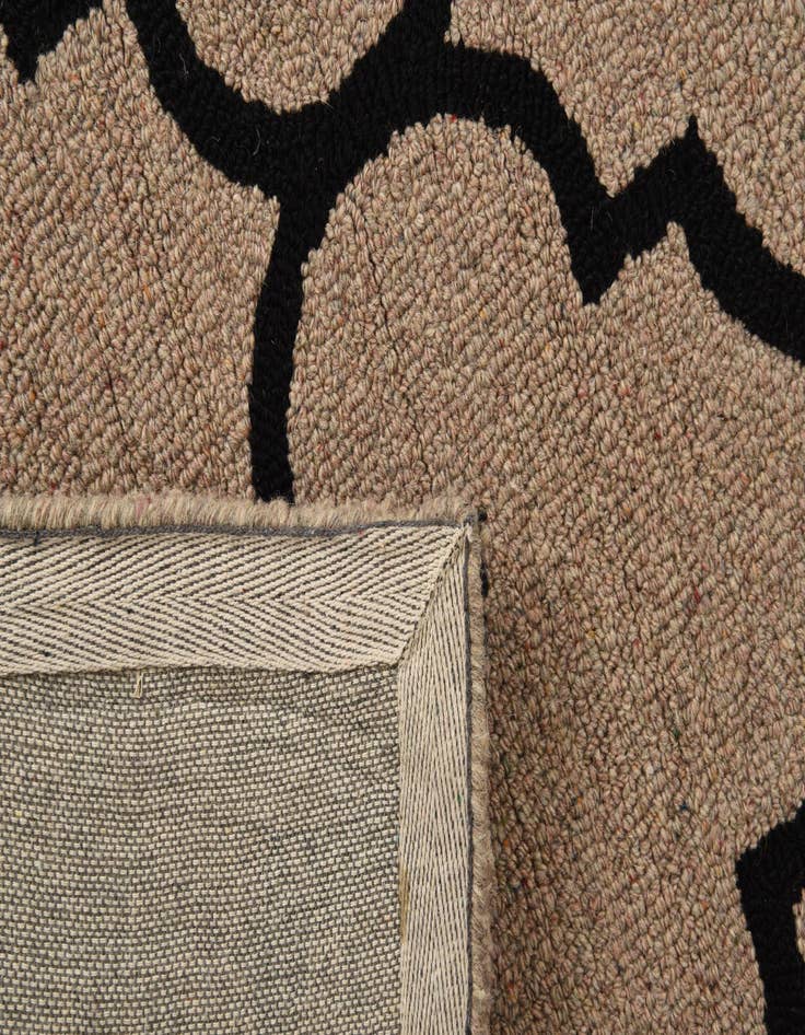 Detail image of  5' x 8' Luna Rug