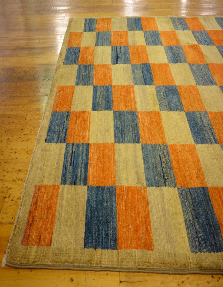 Detail image of  3' 9 x 5' 9  Hand Knotted Modern Ziegler Oriental Rug