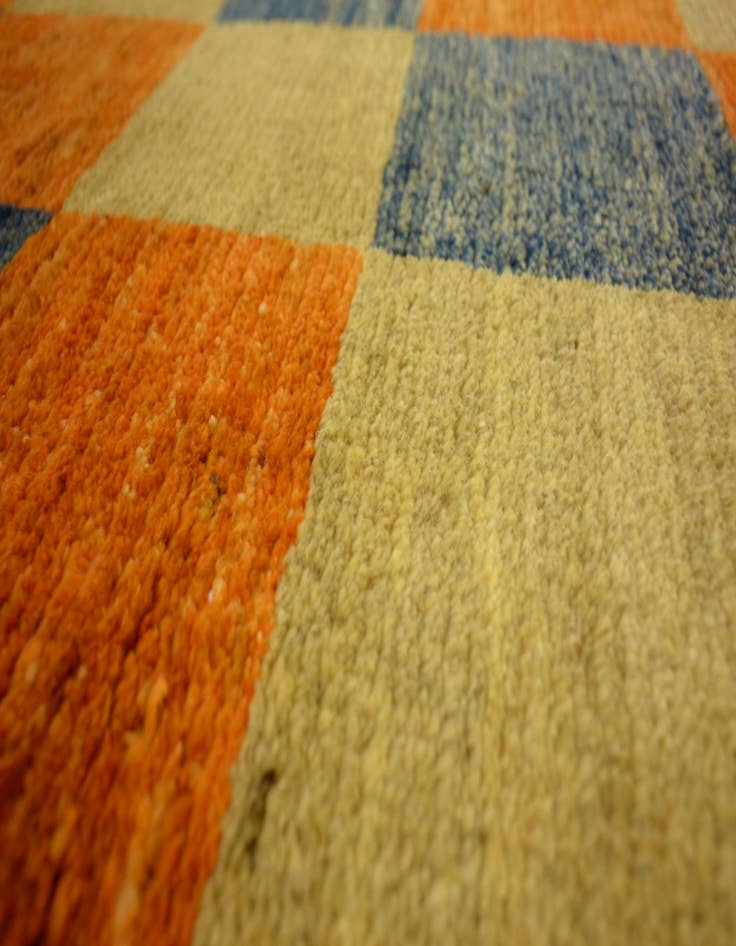 Detail image of  3' 9 x 5' 9  Hand Knotted Modern Ziegler Oriental Rug