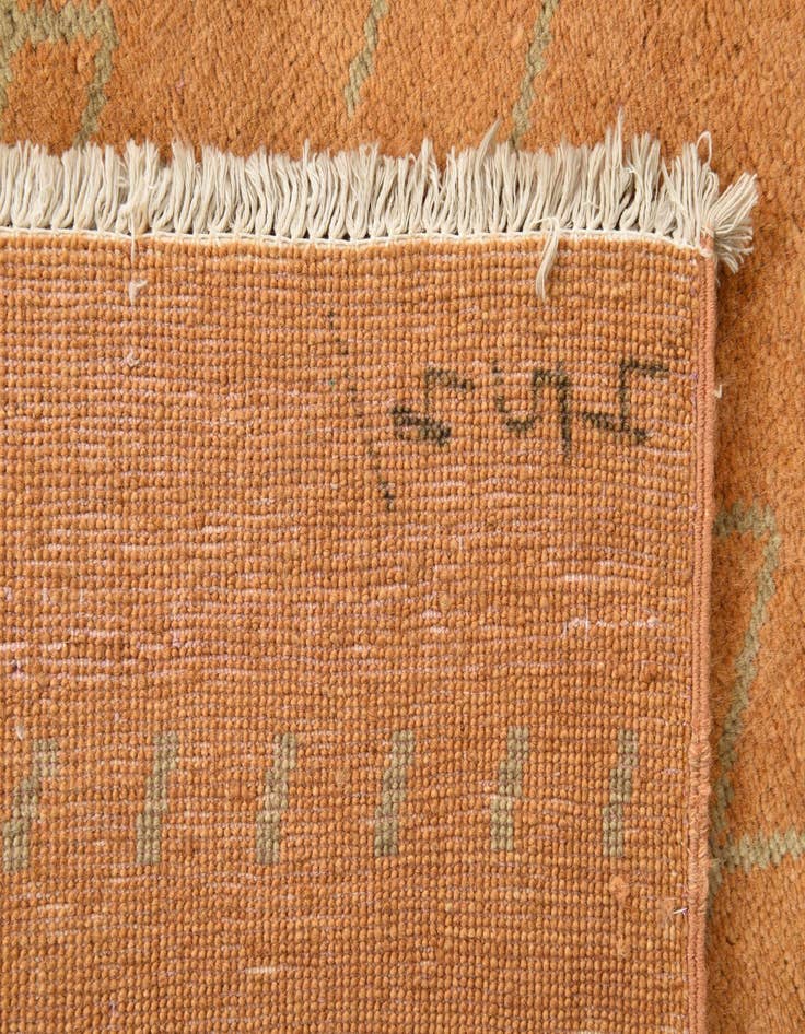 Detail image of  4' 7 x 6' 7  Hand Knotted Modern Ziegler Rug