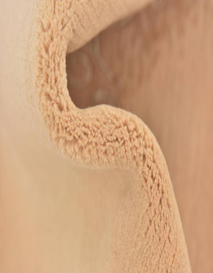 Detail image of  4' 7 x 6' 6  Hand Knotted Nepal Rug