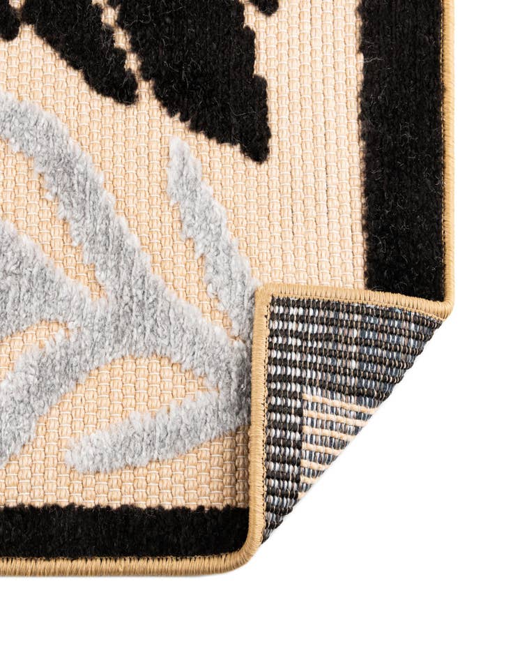 Detail image of  5' 3 x 7' 7  Washable  Indoor / Outdoor Rug