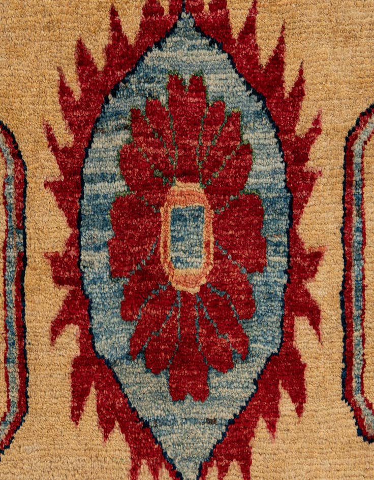 Detail image of  6' 7 x 9' 6  Hand Knotted Peshawar Ziegler Wool Rug