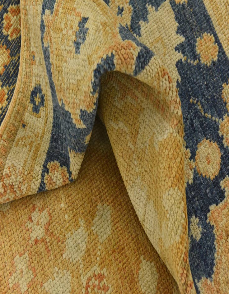 Detail image of  9' 3 x 11' 9  Hand Knotted Peshawar Ziegler Wool Rug