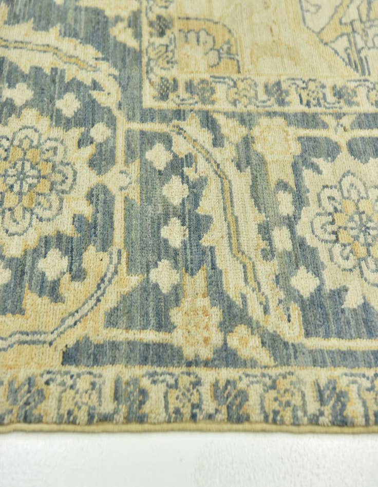 Detail image of  7' 2 x 10' 3  Hand Knotted Peshawar Ziegler Wool Rug