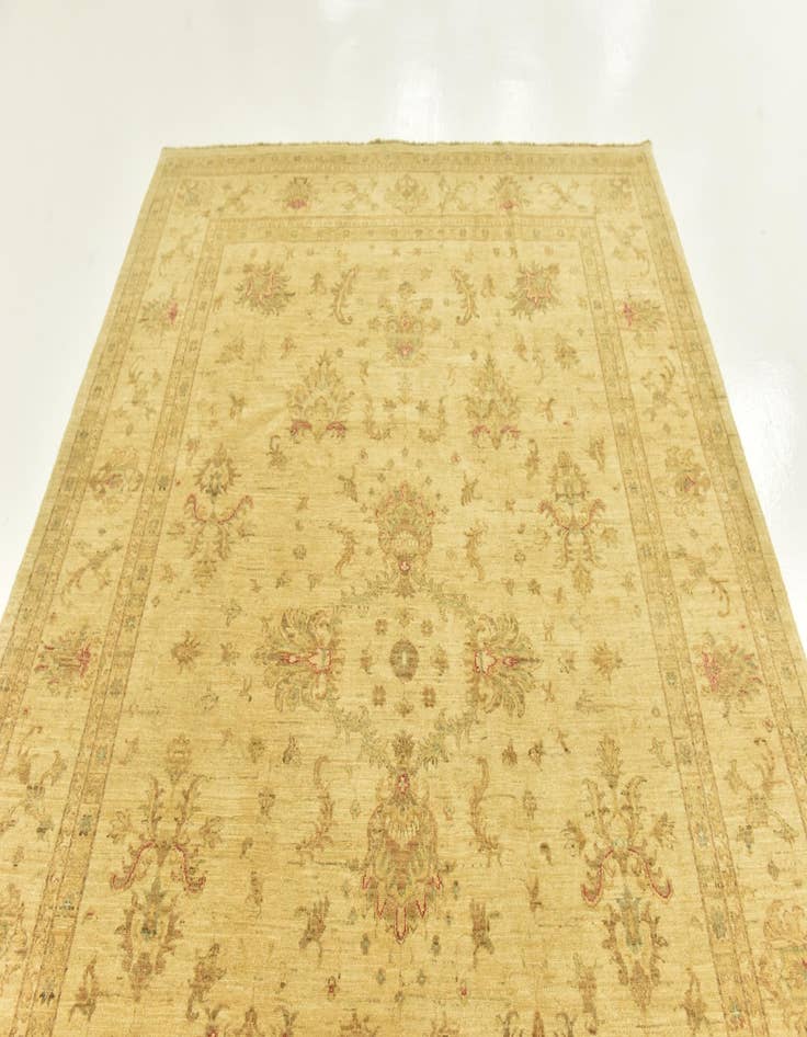 Detail image of  7' 1 x 9' 10  Hand Knotted Peshawar Ziegler Rug