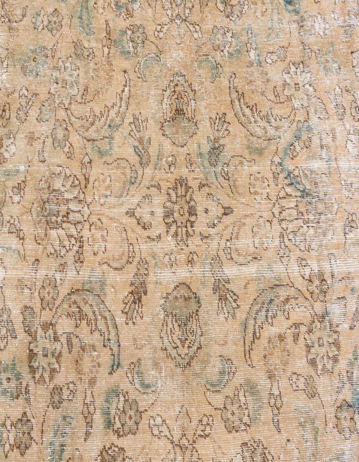 Detail image of  8' 9 x 11' 8  Hand Knotted Ultra Vintage Wool Rug