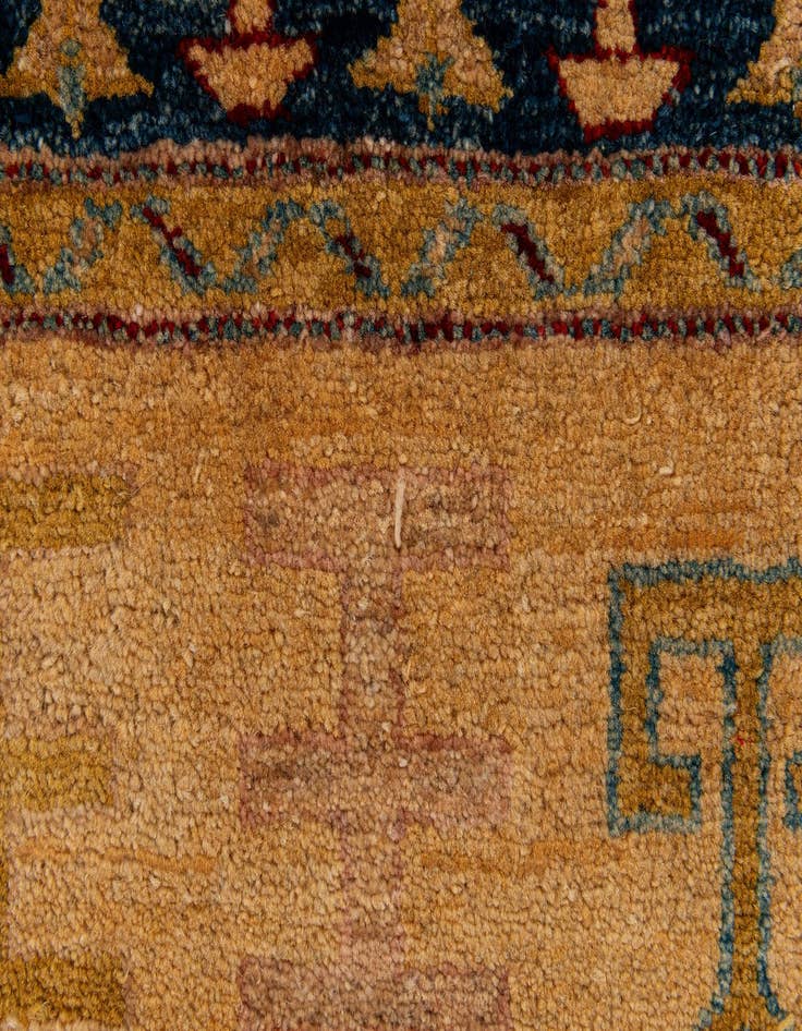 Detail image of  3' 4 x 5' 1  Hand Knotted Ziegler Wool Rug