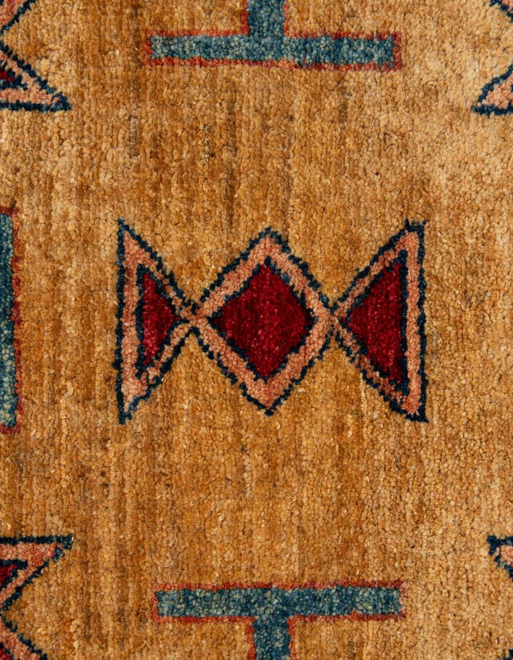 Detail image of  3' 5 x 4' 11  Hand Knotted Ziegler Wool Rug