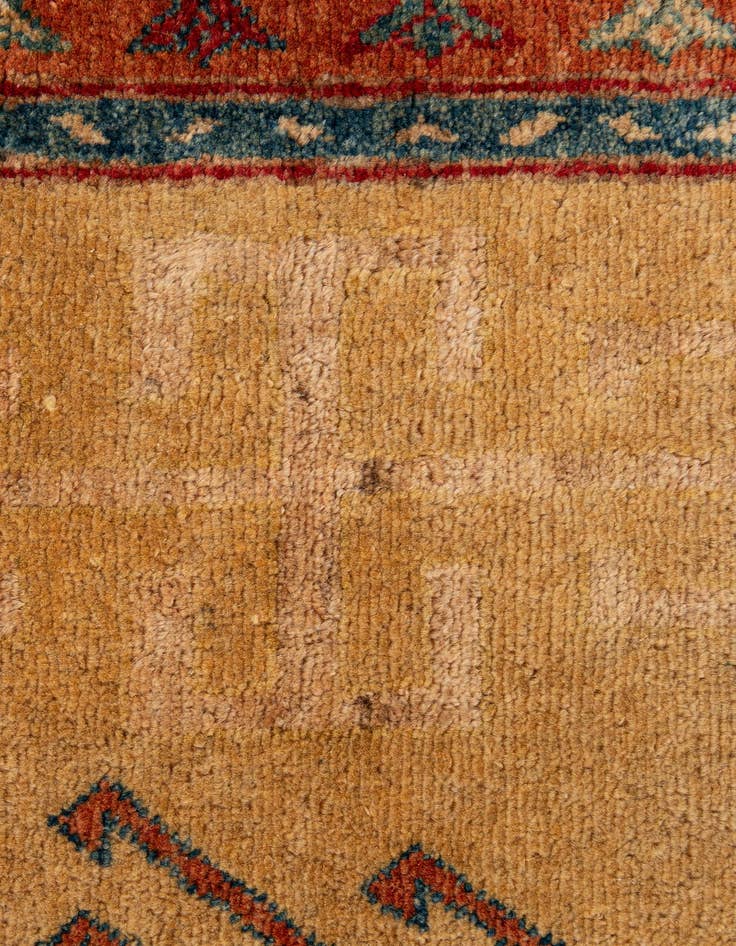 Detail image of  3' 4 x 5' 1  Hand Knotted Ziegler Wool Rug