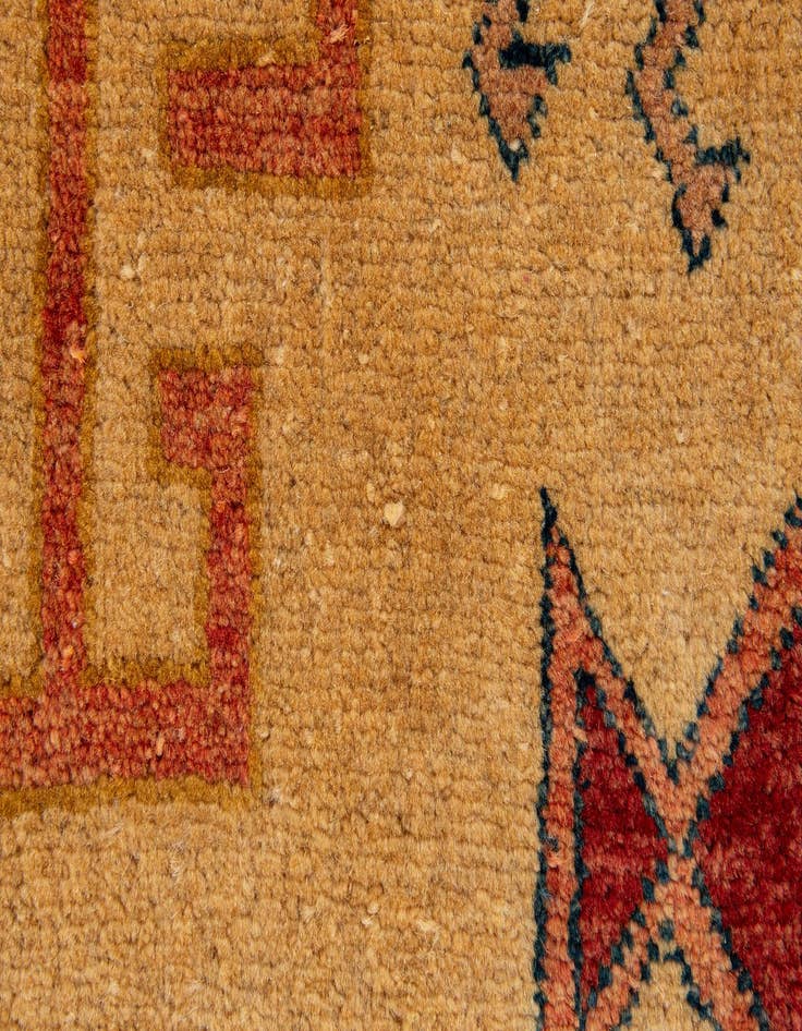 Detail image of  3' 5 x 5' 1  Hand Knotted Ziegler Wool Rug