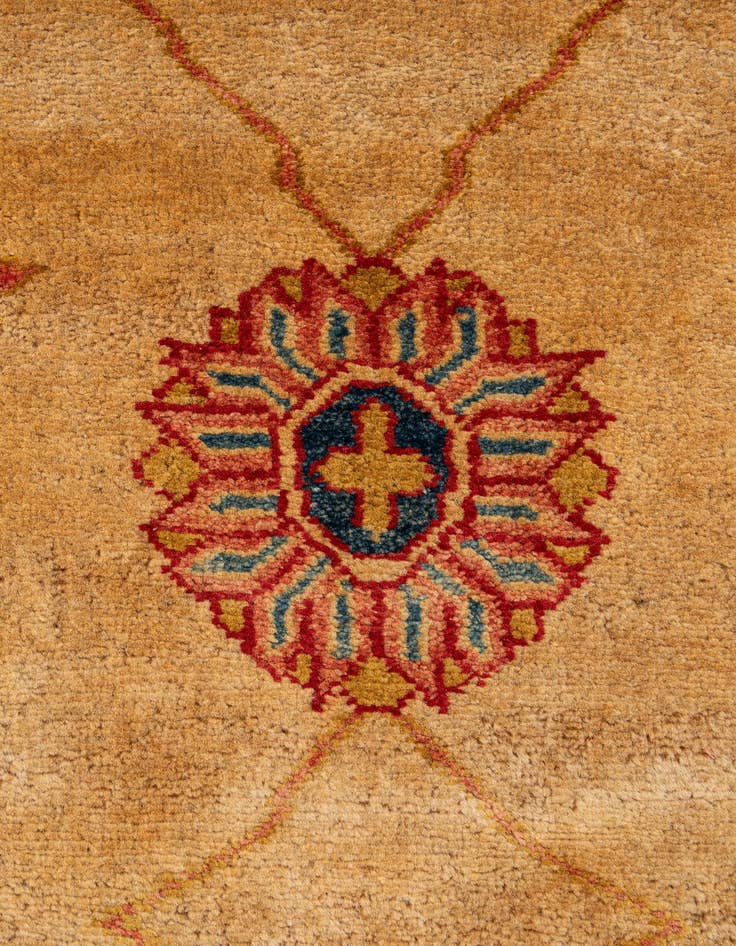 Detail image of  5' 7 x 7' 6  Hand Knotted Ziegler Wool Rug